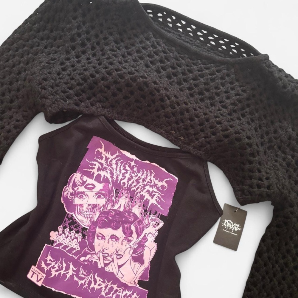 🖤Swixxz Metal Collage Swtr Top🖤